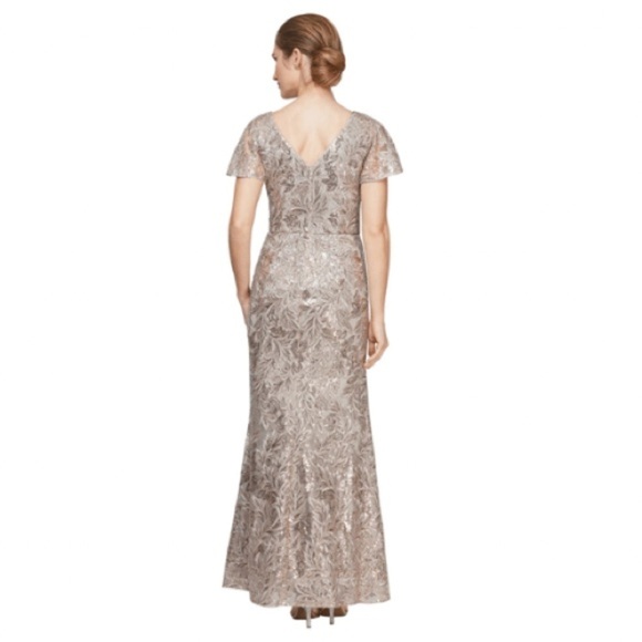 Alex Evenings Long Sequin Tulle V-Neck Formal Mermaid Dress 82171046 16P - Picture 3 of 5